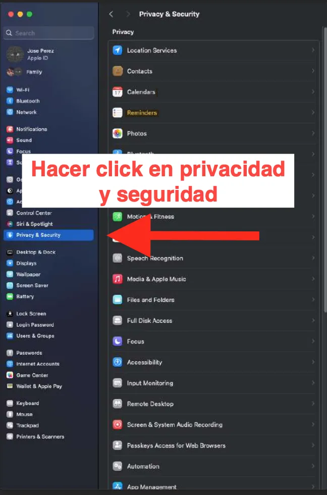 Seleccionar Privacy & Security en Configuración del Sistema